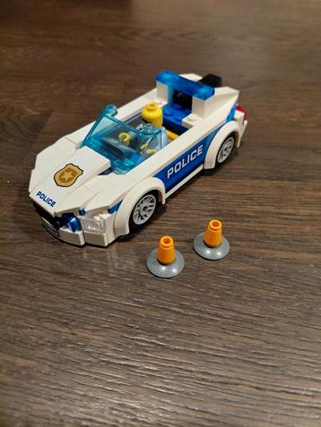 Lego city 60239 Politie patrouille auto agent beschikbaar voor biedingen