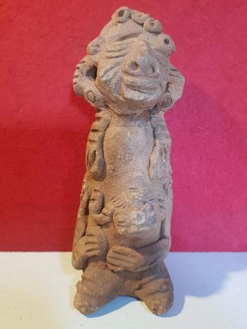 antiek precolumbian precolumbiaans terracotta sculptuur  beschikbaar voor biedingen