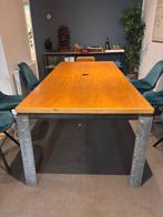 Grote, industriële eettafel/bureau, stalen frame met hout, Ophalen, 50 tot 100 cm, Zo goed als nieuw, Vijf personen of meer