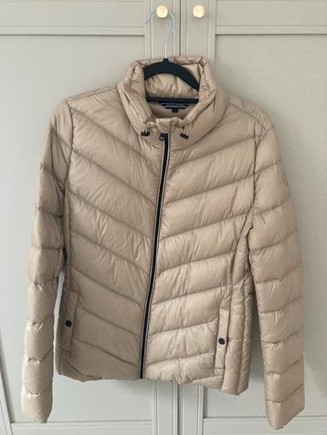 Herfstjas Tommy Hilfiger M Beige beschikbaar voor biedingen