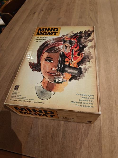 Mind MGMT (Kickstarter Edition) + Secret Missions, Hobby en Vrije tijd, Gezelschapsspellen | Bordspellen, Nieuw, Ophalen of Verzenden
