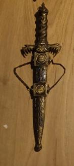 Zwaarden bijlen en dolken tekoop, Ophalen, Zo goed als nieuw