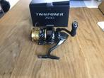 Shimano Twinpower 2500 ( nieuw)., Watersport en Boten, Hengelsport | Algemeen, Ophalen of Verzenden, Nieuw, Molen