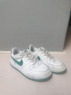 Nike force maat 32, Kinderen en Baby's, Kinderkleding | Schoenen en Sokken, Gebruikt, Schoenen, Ophalen of Verzenden, Nike