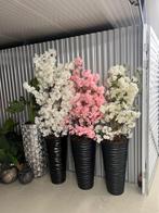 Mooi vazen met bloesemboom, Wit, Aardewerk of Porselein, Ophalen of Verzenden, Zo goed als nieuw