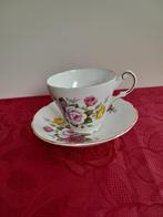 12.6 Engelse kop en schotel Regency Bone China, Verzamelen, Porselein, Kristal en Bestek, Ophalen, Gebruikt, Porselein, Kop en/of schotel