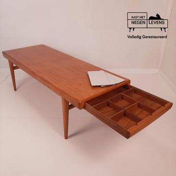 Vintage Deens design salontafel, Johannes Andersen, 1960s  beschikbaar voor biedingen