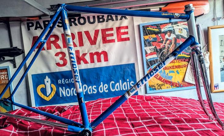 Vintage stalen raceframe Moser, Fietsen en Brommers, Fietsen | Racefietsen, Gebruikt, Overige merken, 10 tot 15 versnellingen