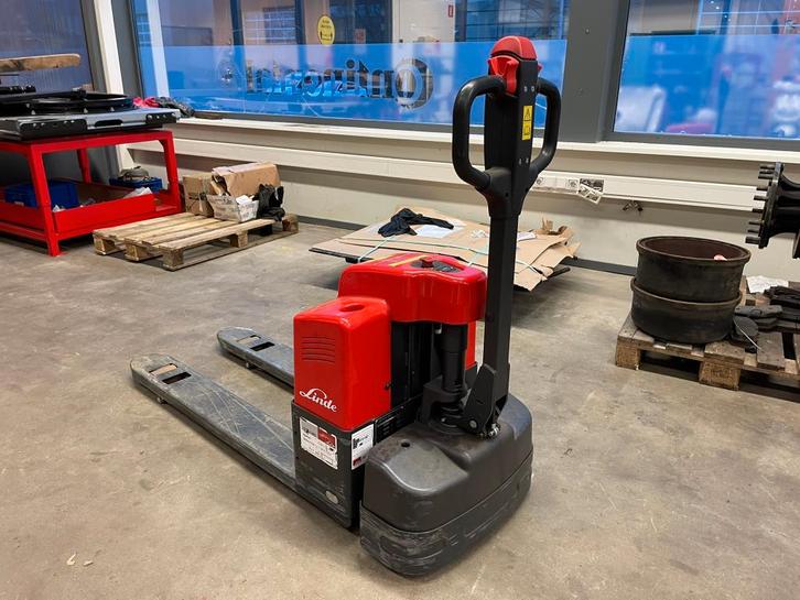 Linde MT15 elektrische pallettruck, Zakelijke goederen, Machines en Bouw | Heftrucks en Intern transport, Palletwagen, Elektrisch