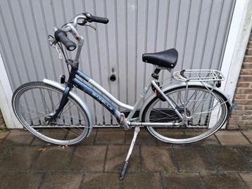 GAZELLE citybike 28inch 3 gears with handbrakes. Rider heigh beschikbaar voor biedingen