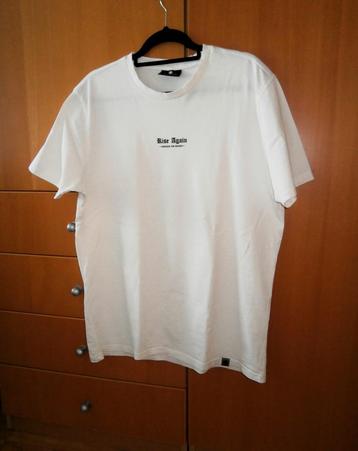 Fijn wit T-shirt mt L Ashes to Dust met print Rise Again g.s beschikbaar voor biedingen