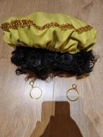 Pietenpruik met muts en oorbellen, Ophalen of Verzenden, Zo goed als nieuw