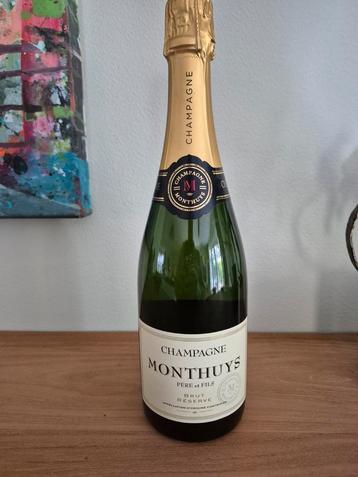 Monthuys champagne  (2 stuks) beschikbaar voor biedingen