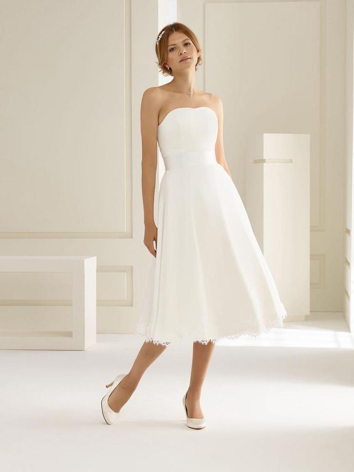 Trouwjurk Peonia, Bianco Evento, Kleding | Dames, Trouwkleding en Trouwaccessoires, Nieuw, Trouwjurk, Wit, Ophalen of Verzenden