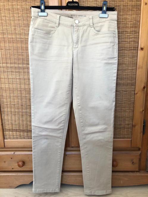 Beige broek Yessica (C&A) - maat 38, Kleding | Dames, Broeken en Pantalons, Zo goed als nieuw, Maat 38/40 (M), Beige, Lang, Ophalen of Verzenden