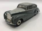 Dinky Toys 150 Rolls-Royce Silver Wraith grijs -GOED- M33, Gebruikt, Auto, Dinky Toys, Ophalen of Verzenden