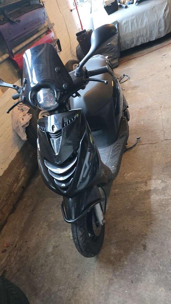 Piaggio zip 50cc IGET - blauw kenteken, 7xxx km, Ophalen, Zo goed als nieuw, Benzine, Zip