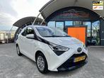 Toyota Aygo 1.0 VVT-i X-Play Limited Apple Carplay Rijklaarp, Voorwielaandrijving, Stof, Gebruikt, 4 stoelen