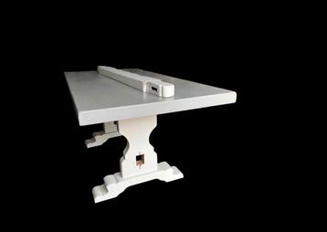Massief eiken tafel, kloostertafel, Oisterwijkl(?).  beschikbaar voor biedingen