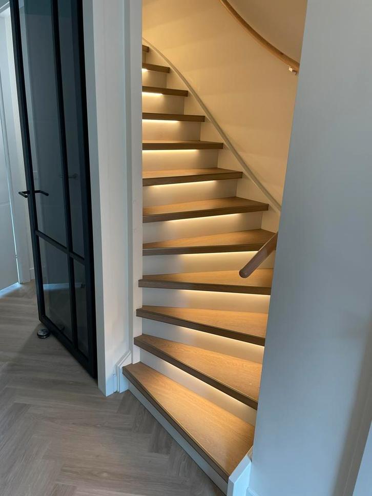 TRAPRENOVATIE PVC ACTIE!!!, Doe-het-zelf en Verbouw, Ladders en Trappen, Zo goed als nieuw, Trap, Ophalen