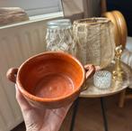 Terracotta schaaltje met twee handvaten, Ophalen of Verzenden, Zo goed als nieuw