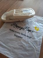 Nieuwe Happyflops slippers(geen nep), Kleding | Dames, Schoenen, Ophalen of Verzenden, Nieuw, Beige
