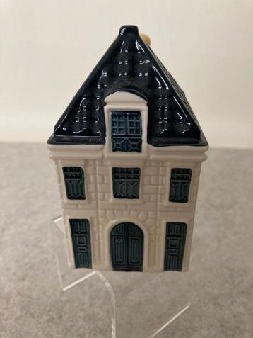 KLM huisje nr. 64 beschikbaar voor biedingen