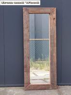 Stoere spiegel van oude hardhouten wagonplanken 139 x 56, Nieuw, 100 tot 150 cm, Rechthoekig, 50 tot 75 cm