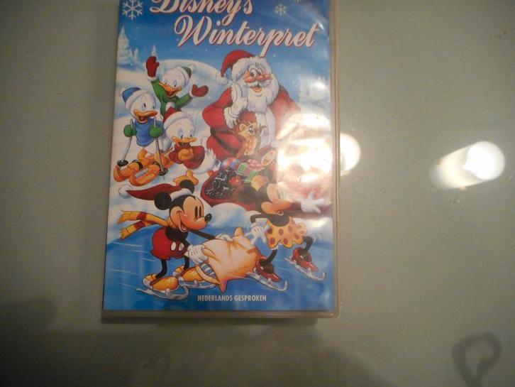 DISNEY'S WINTERPRET! Top Disney Classic Tekenfilms Op VIDEO!, Cd's en Dvd's, VHS | Kinderen en Jeugd, Zo goed als nieuw, Tekenfilms en Animatie