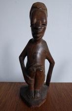 houten beeldje uit Afrika Guinee, Antiek en Kunst, Ophalen of Verzenden
