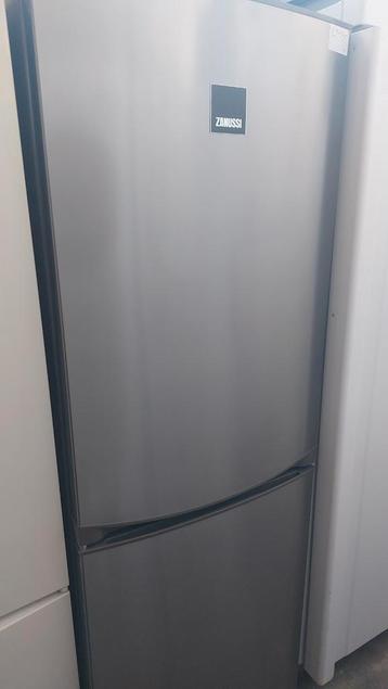 Zanussi Koelkast / vriezer combinatie zilverkleurig beschikbaar voor biedingen