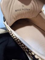 Chloe sneakers slangenprint maat 39, Kleding | Dames, Ophalen of Verzenden, Zo goed als nieuw, Beige, Sneakers of Gympen