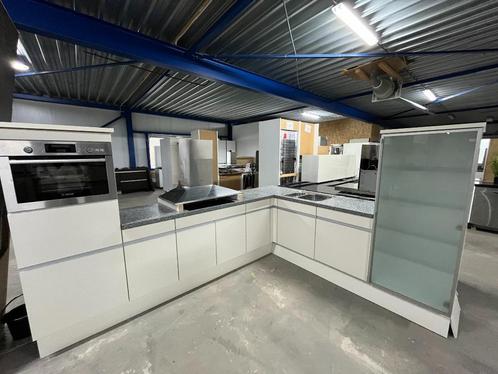 Complete keuken Compleet met APP 120Keukens op voorraad 2671, Huis en Inrichting, Keuken | Complete keukens, Zo goed als nieuw