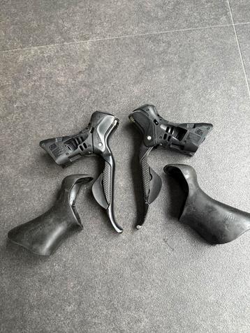 Shimano shifters 6870 Di2 beschikbaar voor biedingen