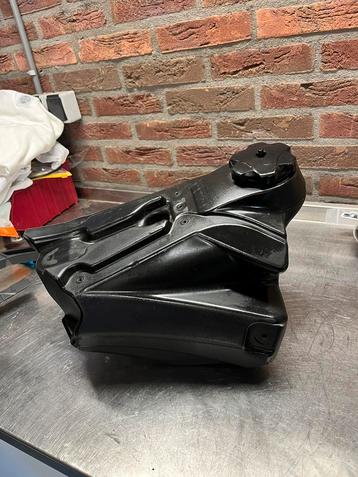 Mc 125 tank. Gasgas 125tank beschikbaar voor biedingen