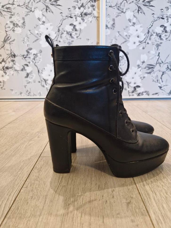 Mooie enkellaarsjes Anna Field maat 39, Kleding | Dames, Schoenen, Zo goed als nieuw, Lage of Enkellaarzen, Zwart, Ophalen of Verzenden