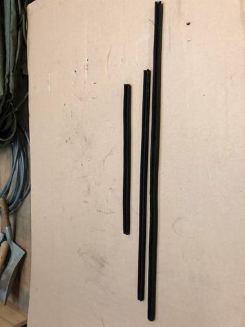 Land Rover Lightweight/Series window channel set beschikbaar voor biedingen