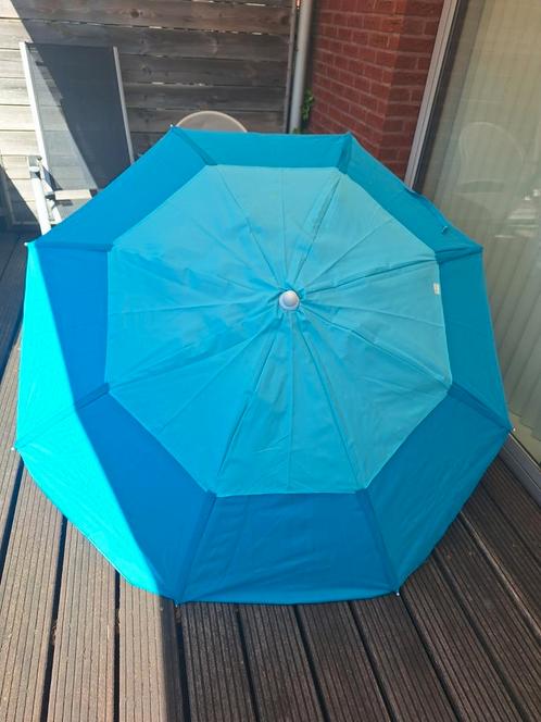 Stevige azuurblauwe stormparasol van de ANWB met boor, Tuin en Terras, Parasols, Zo goed als nieuw, Parasolvoet, Minder dan 1 meter