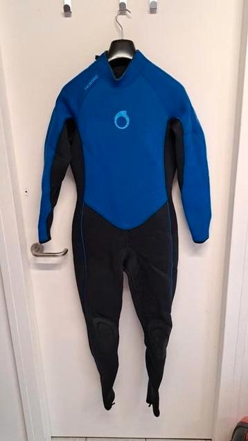 Neopreen wetsuits surfpakken 5 stuks maten M-L beschikbaar voor biedingen