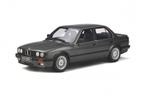 Ottomobile Bmw E30 325 i Sedan
Dolphin Grey
1/2000 1:18 Nieu, Hobby en Vrije tijd, Modelauto's | 1:18, Ophalen of Verzenden, Nieuw