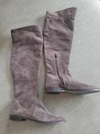Prachtige hoge suede laars van Di Lauro, maat 39,5, Hoge laarzen, Bruin, Nieuw, Ophalen of Verzenden