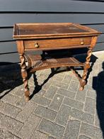Sidetable / koffietafeltje met gedraaide poten, Ophalen, Zo goed als nieuw, 25 tot 50 cm, Rechthoekig