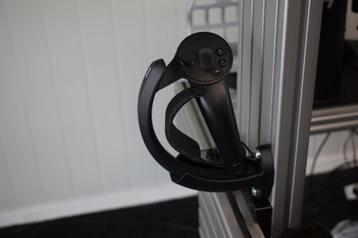 Valve Index controller houder beschikbaar voor biedingen