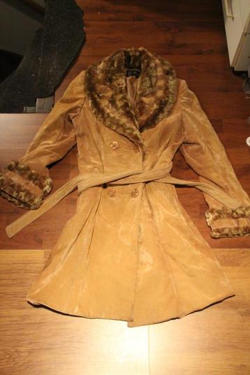 winterjas lang beige hengda beschikbaar voor biedingen