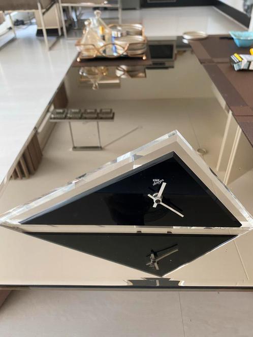 K&K Design Driehoek Tafelklok, Huis en Inrichting, Woonaccessoires | Klokken, Zo goed als nieuw, Wekker of Tafelklok, Analoog