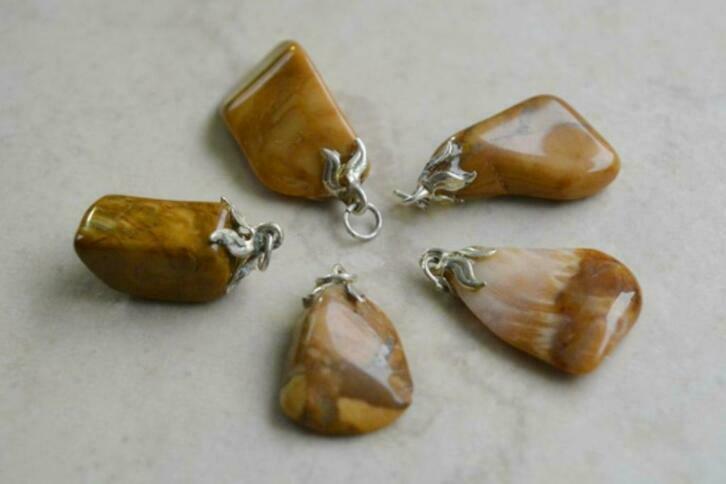 Gele Jaspis hanger, Sieraden, Tassen en Uiterlijk, Edelstenen, Nieuw, Ophalen of Verzenden