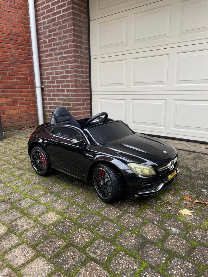 Mercedes GLC63s AMG Elektrische kinderauto, Kinderen en Baby's, Speelgoed | Buiten | Accuvoertuigen, Zo goed als nieuw, Ophalen