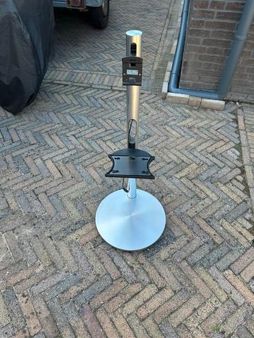 B&O Bang & Olufsen Standaard - Tv/Audio Apparatuur beschikbaar voor biedingen
