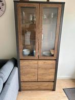 Houten Vitrinekast met Glasdeuren, Ophalen, 50 tot 100 cm, Zo goed als nieuw, Met lade(s)