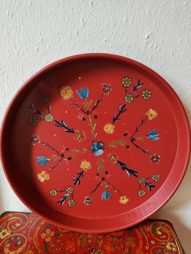 Mooi vintage metalen dienblad met Hindelooper schilderwerk, Huis en Inrichting, Woonaccessoires | Dienbladen, Zo goed als nieuw